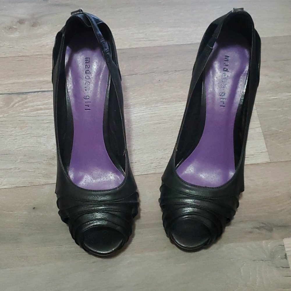 Madden Girl Open Toe Strappy Pump